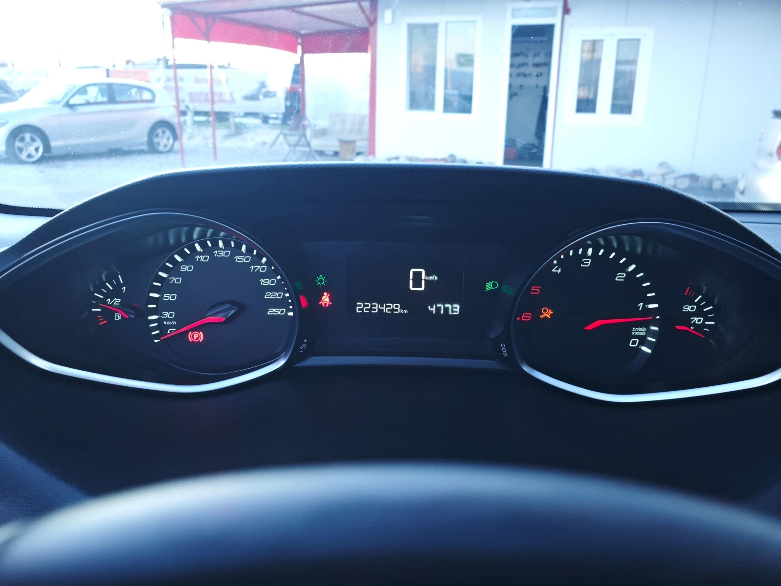 Peugeot 308 2.0e-hdi , снимка 7 - Автомобили и джипове - 54263674