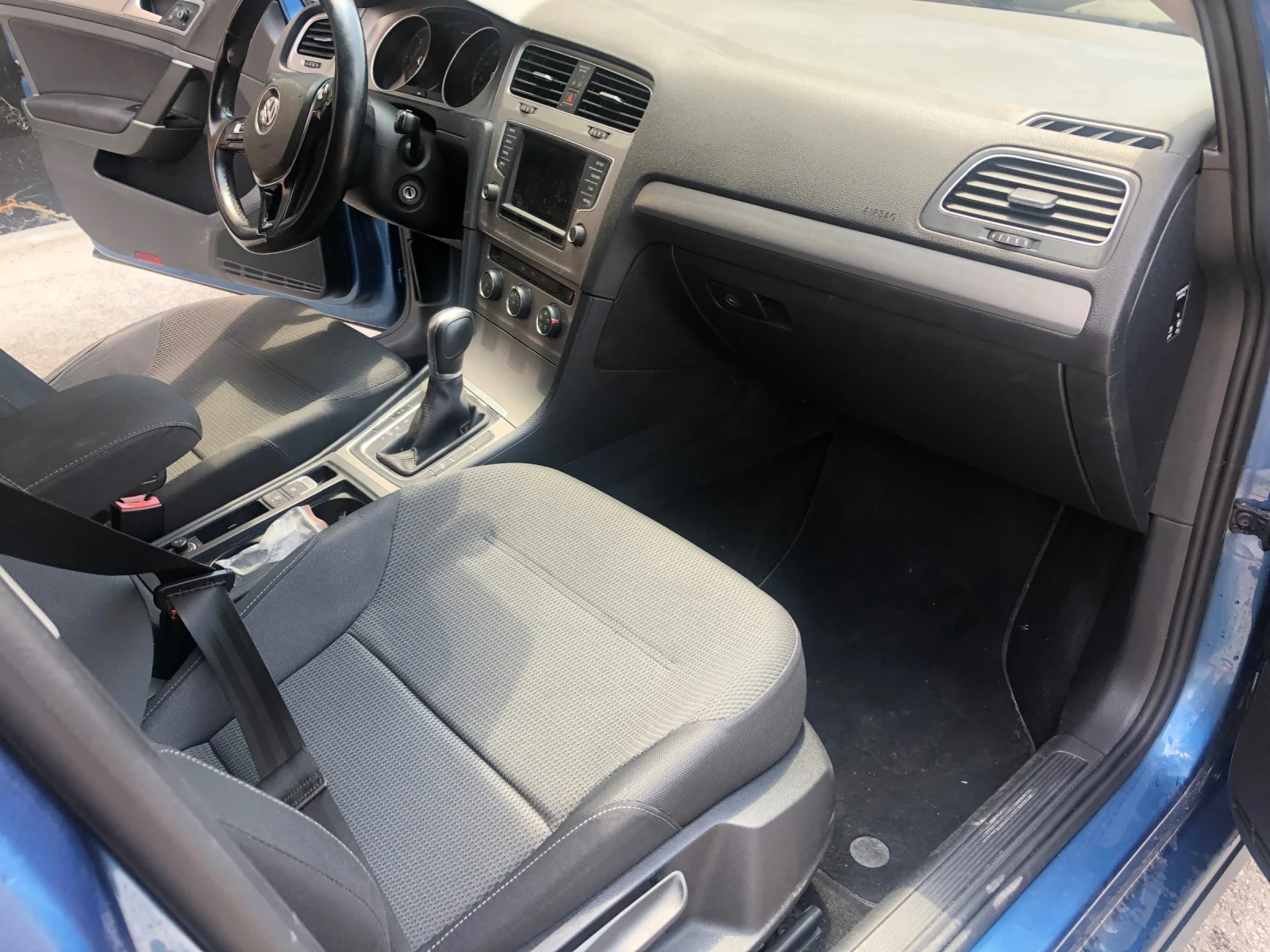 VW Golf 7, снимка 6 - Автомобили и джипове - 55141359