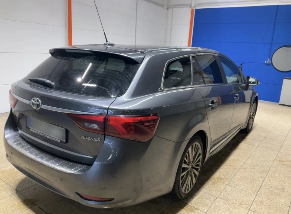 Toyota Avensis 2.0D-4D 143кс* LUXURY* FULL* ПЕРФЕКТЕН* , снимка 4 - Автомобили и джипове - 55229856