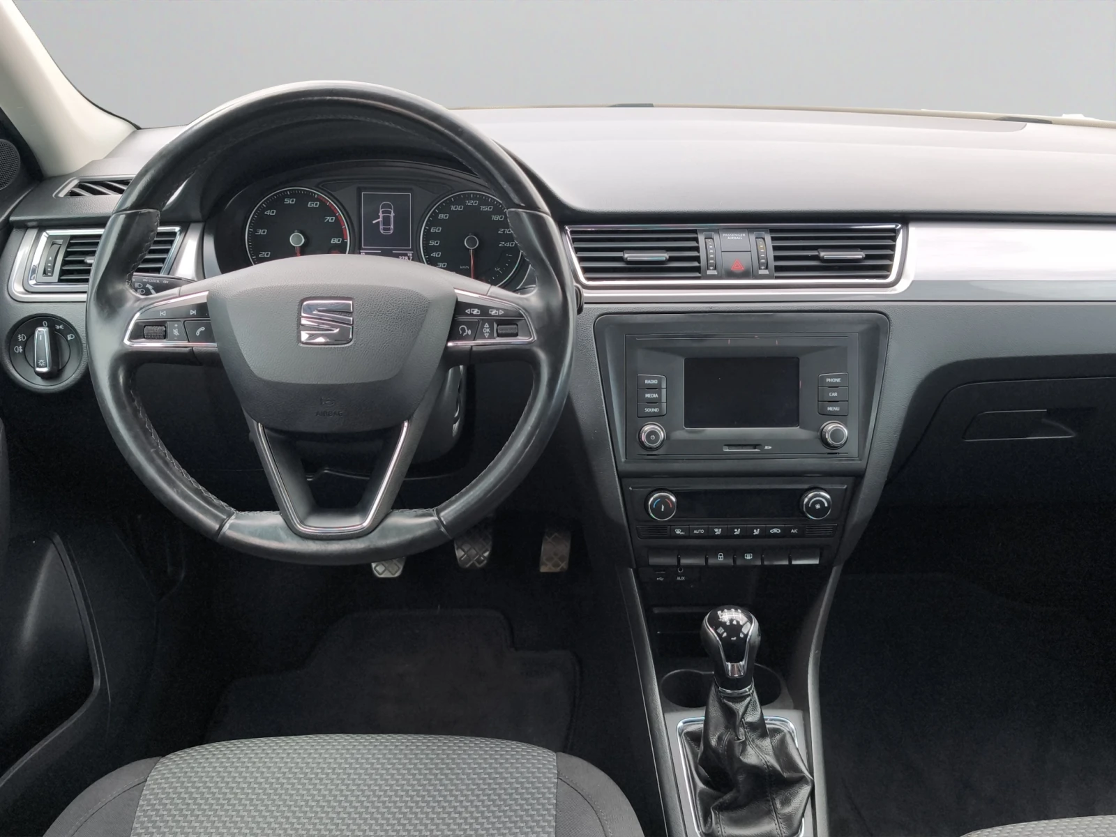 Seat Toledo 1.2 TSI 110hp BVM6 E6//1707R14, снимка 9 - Автомобили и джипове - 55402818