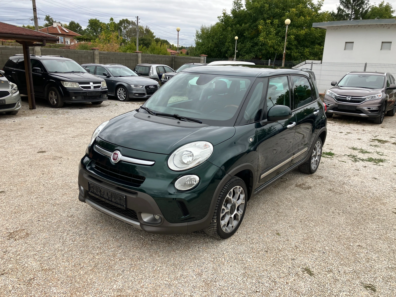 Fiat 500L 1.3 M-jet, снимка 2 - Автомобили и джипове - 55615669