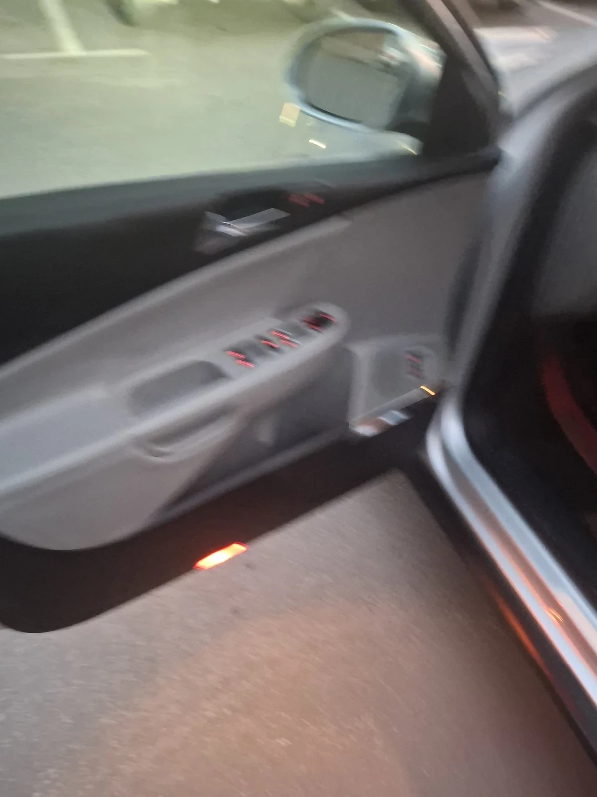 VW Passat 2.0 TDI, снимка 8 - Автомобили и джипове - 55954405