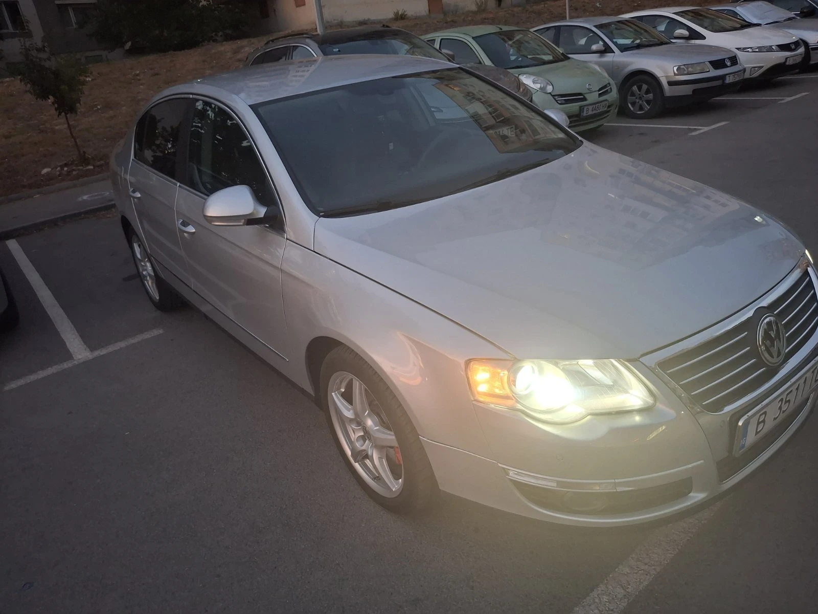 VW Passat 2.0 TDI, снимка 3 - Автомобили и джипове - 55954405