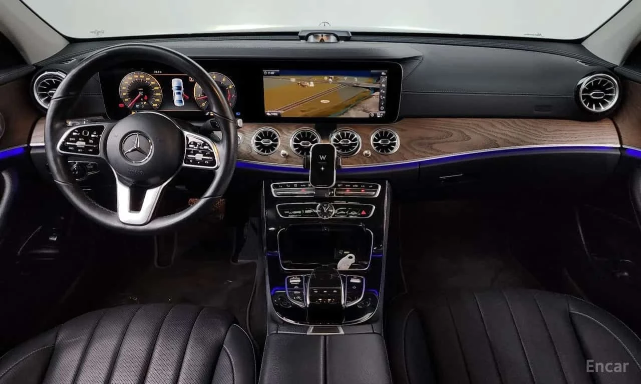 Mercedes-Benz E 300 * Exclusive * ��������� * 360 * HEAD UP *  | Mobile.bg � ����������� 7