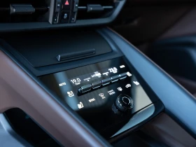 Porsche Macan 4, снимка 12