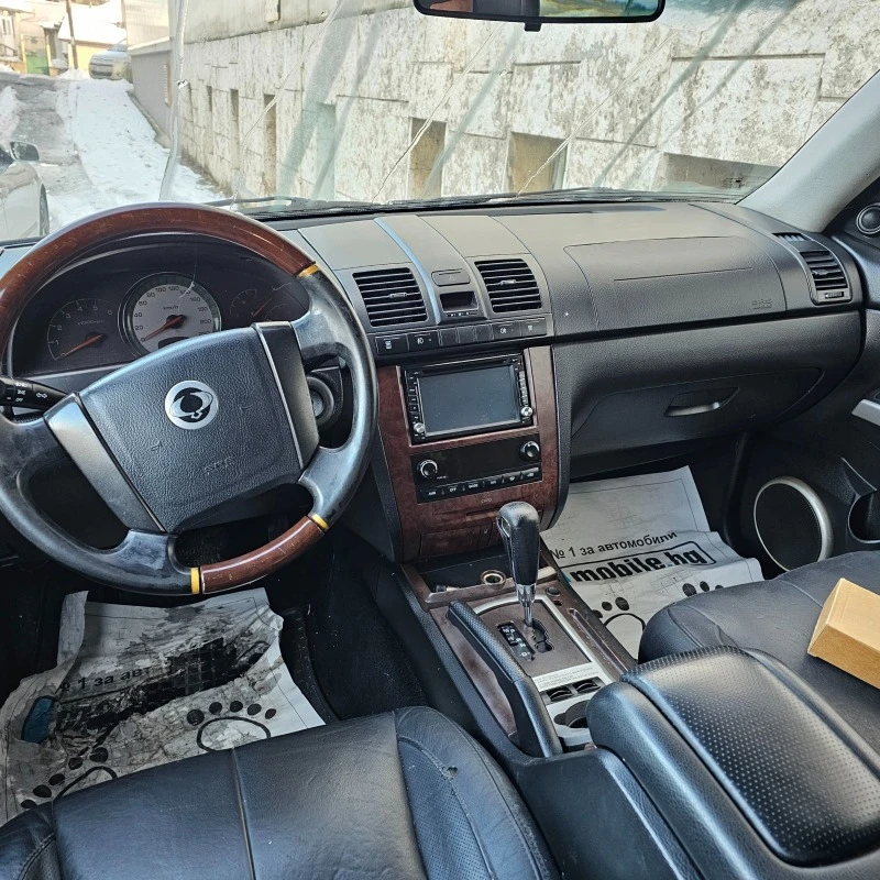 SsangYong Rexton 2.7 CDI AVTOMAT KOJA NAVI 4X4, снимка 7 - Автомобили и джипове - 45796607