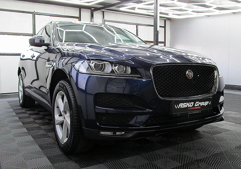 Jaguar F-PACE EXCLUSIVE/LED/4X4/AMBI/NAVI/СОБСТВЕН ЛИЗИНГ, снимка 3 - Автомобили и джипове - 51354928