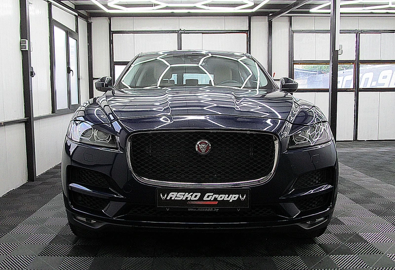 Jaguar F-PACE EXCLUSIVE/LED/4X4/AMBI/NAVI/СОБСТВЕН ЛИЗИНГ, снимка 2 - Автомобили и джипове - 51354928