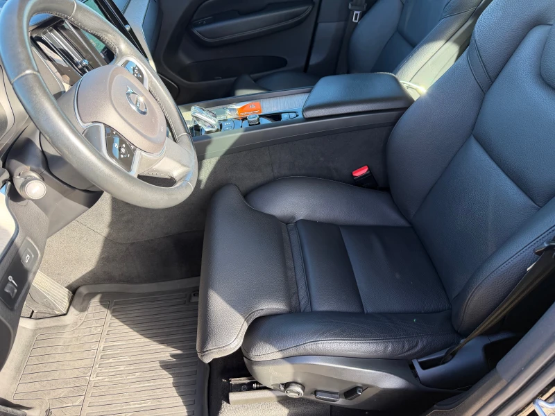 Volvo XC60 B4 AWD INSCRIPTION, снимка 8 - Автомобили и джипове - 52176103