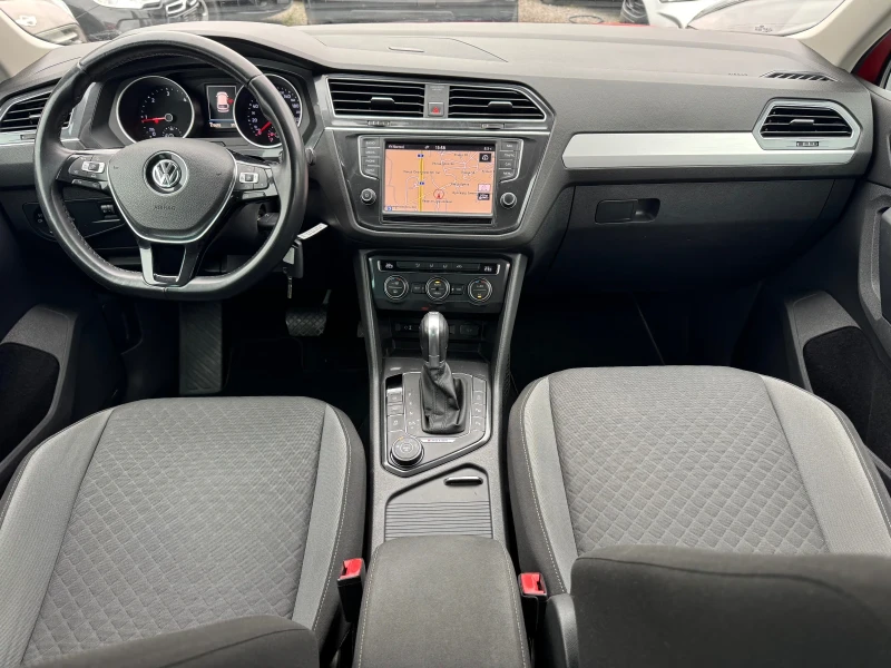 VW Tiguan 175000км* КАМЕРА* 4х4* NAVI* 2.0TDi 150kc* 10.2016, снимка 12 - Автомобили и джипове - 52293910