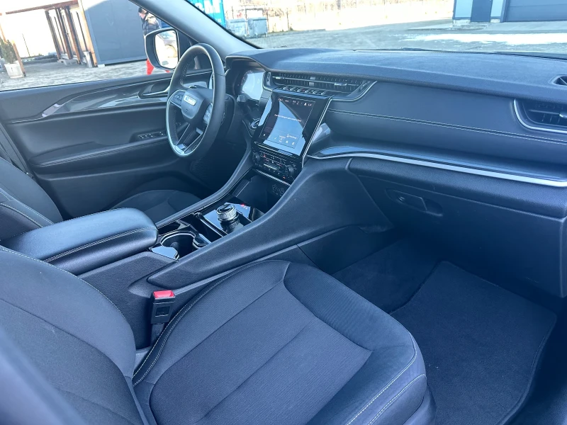 Jeep Grand cherokee LAREDO 3.6 AWD , снимка 9 - Автомобили и джипове - 53090837