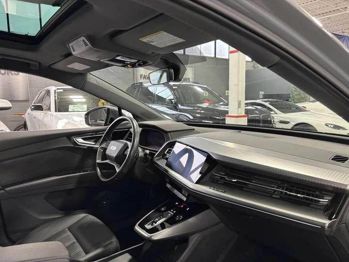 Audi Q4 50 QUATTRO| LEATHER| PANOROOF| SAFETYTECH| BACKUPC, снимка 6 - Автомобили и джипове - 54554285
