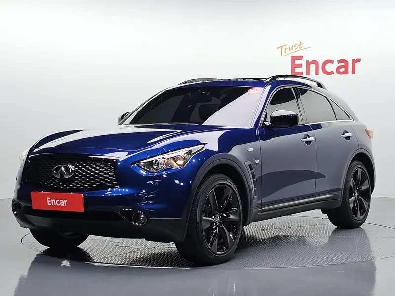 Infiniti QX70 3.7 AWD SPECIAL EDITION