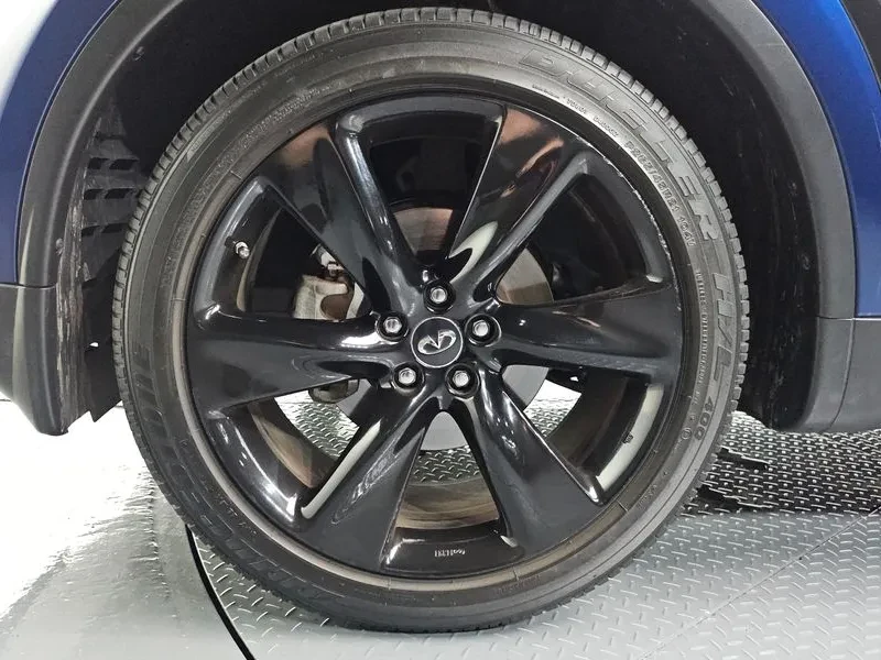 Infiniti QX70 3.7 AWD SPECIAL EDITION, снимка 5 - Автомобили и джипове - 55705469
