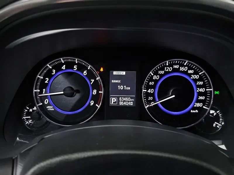Infiniti QX70 3.7 AWD SPECIAL EDITION, снимка 8 - Автомобили и джипове - 55705469