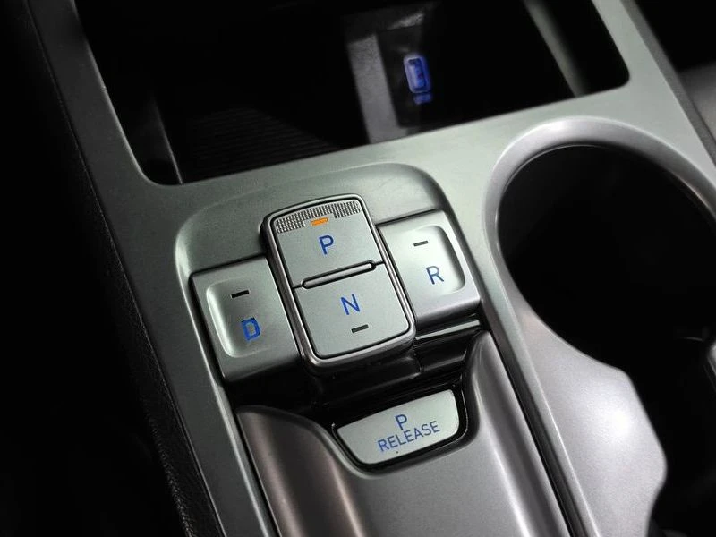 Hyundai Kona Premium| 201к.с., снимка 9 - Автомобили и джипове - 56006933