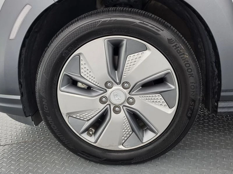 Hyundai Kona Premium| 201к.с., снимка 5 - Автомобили и джипове - 56006933