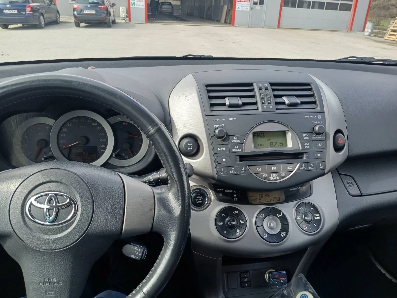 Toyota Rav4 2.2 d cat - изображение 7