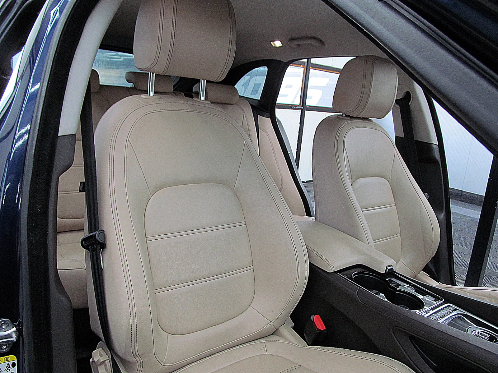 Jaguar F-PACE EXCLUSIVE/LED/4X4/AMBI/NAVI/  | Mobile.bg   11