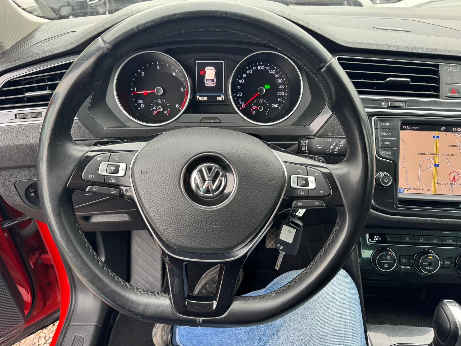 VW Tiguan 175000км* КАМЕРА* 4х4* NAVI* 2.0TDi 150kc* 10.2016 - изображение 4