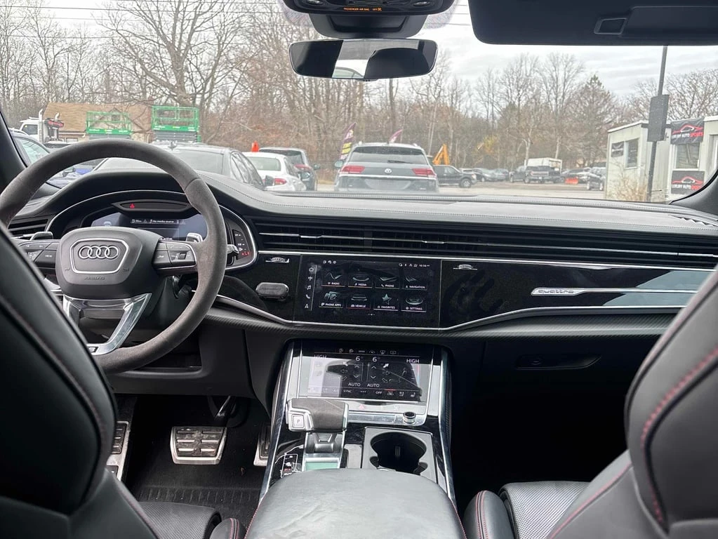 Audi RSQ8 * 4.0 TFSI quattro * CARFAX * БЕЗ ПЪРВОНАЧАЛНА ВНО - изображение 9