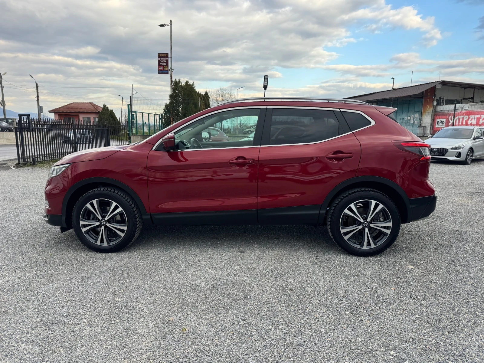 Nissan Qashqai 1.2DIG-T AUTOMATIC! NAVI!! PANO! CAMERA!! FULL LED | Mobile.bg � ����������� 3