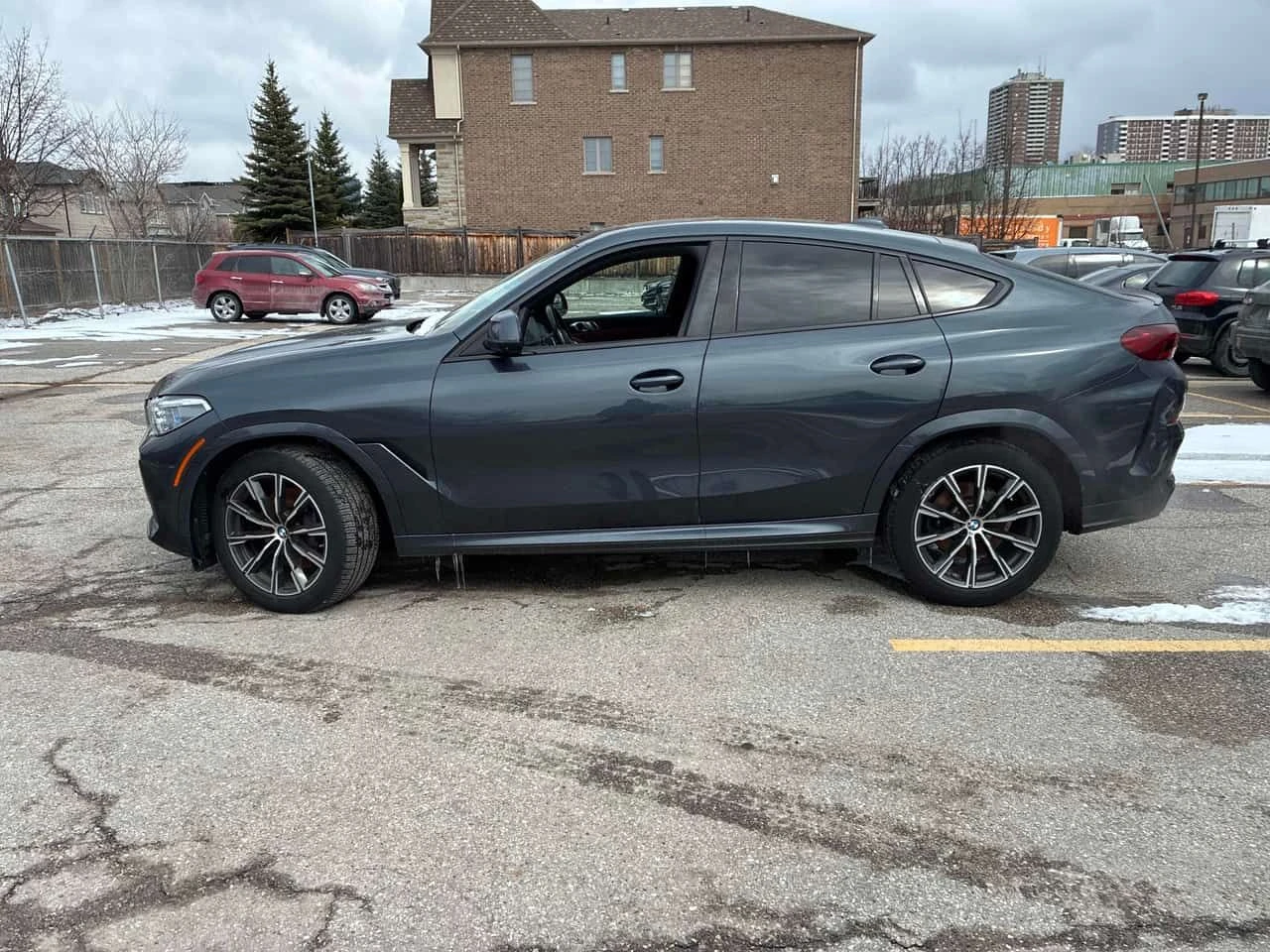 BMW X6 * xDrive40i * ЛАЗЕРИ * ПРЕДСТАВИТЕЛСТВО * 2 КЛЮЧА, снимка 15 - Автомобили и джипове - 54009440