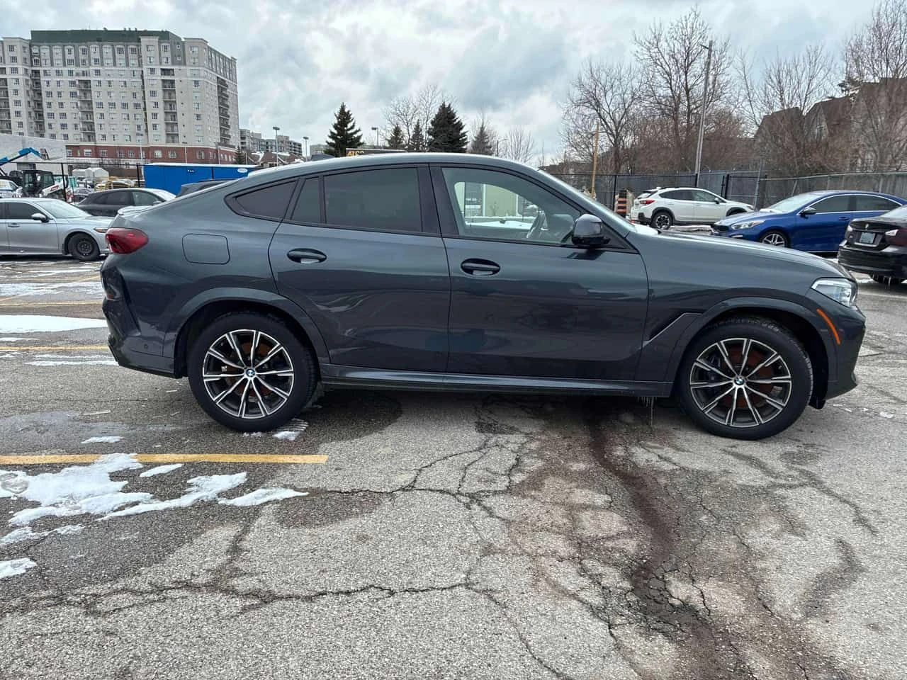 BMW X6 * xDrive40i * ЛАЗЕРИ * ПРЕДСТАВИТЕЛСТВО * 2 КЛЮЧА, снимка 16 - Автомобили и джипове - 54009440