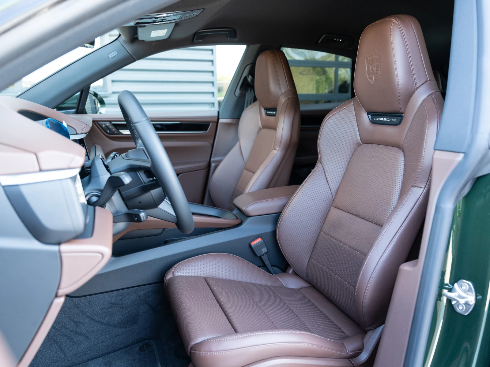 Porsche Macan 4, снимка 7 - Автомобили и джипове - 54352549