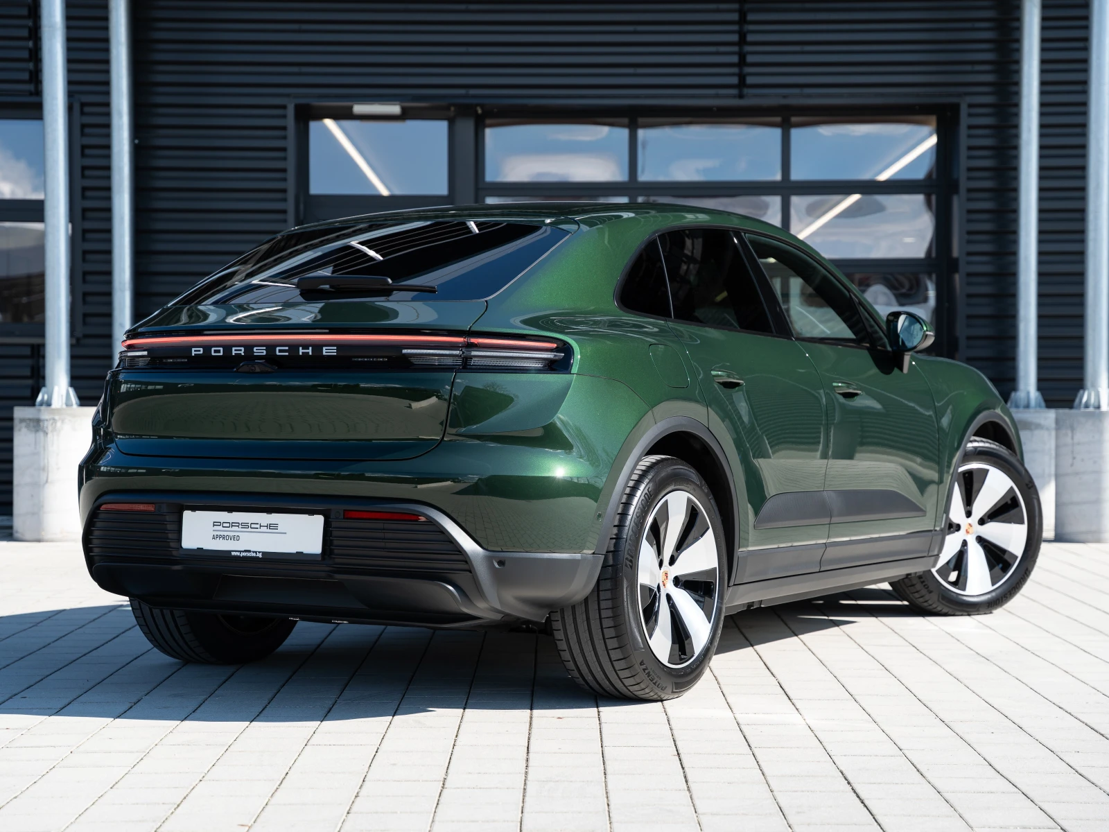 Porsche Macan 4, снимка 5 - Автомобили и джипове - 54352549