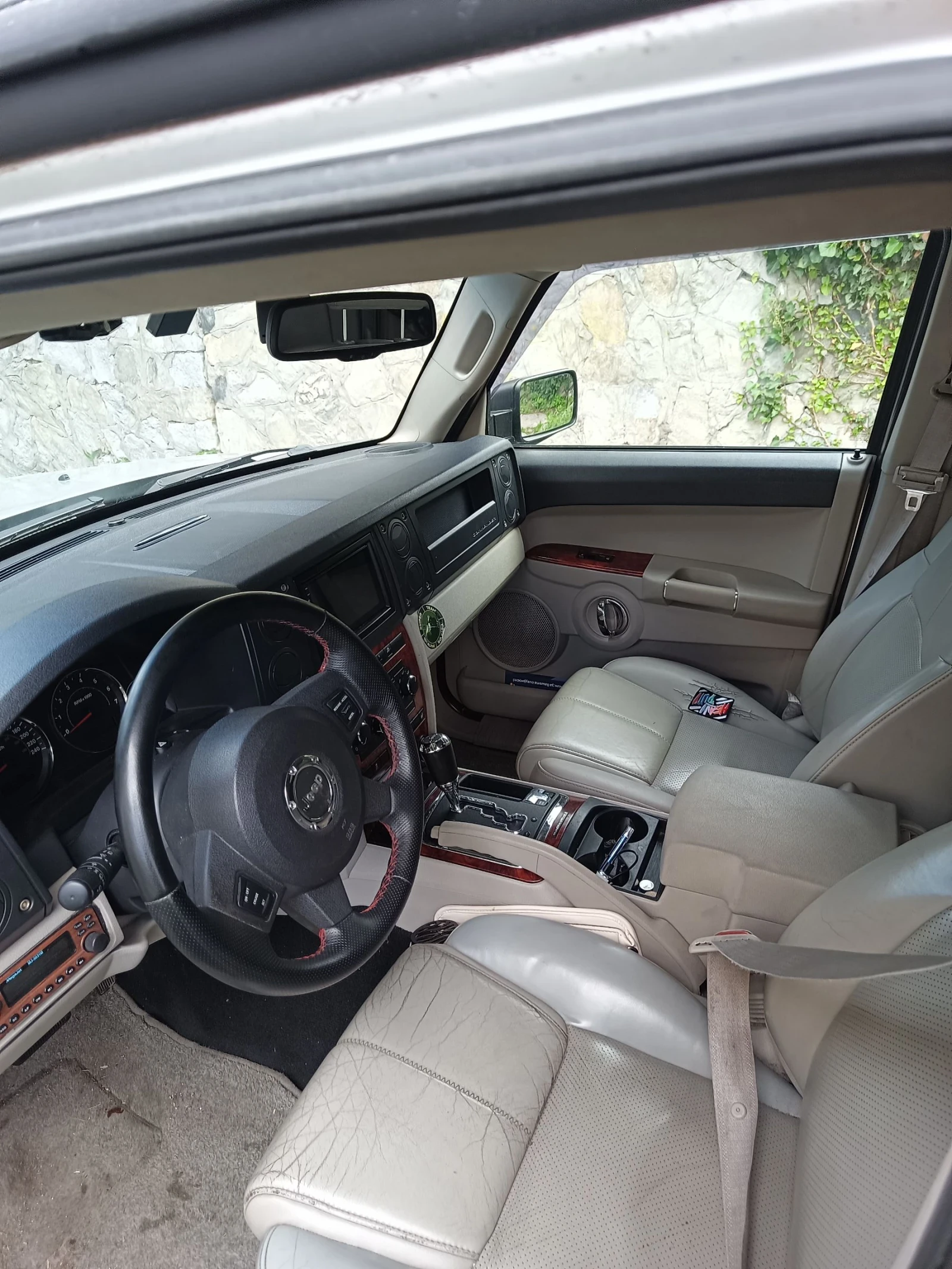 Jeep Commander, снимка 6 - Автомобили и джипове - 54813511