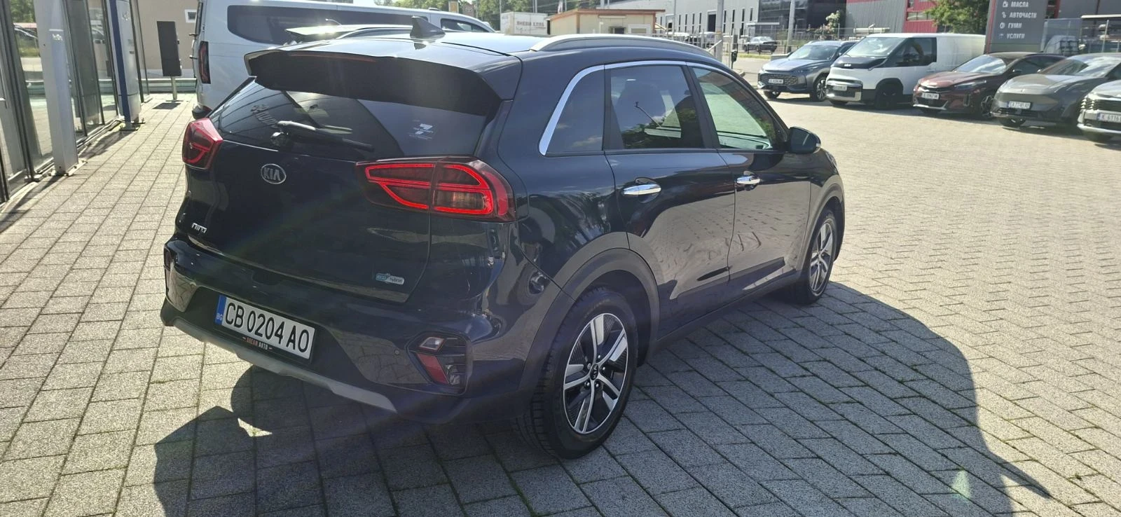 Kia Niro, снимка 4 - Автомобили и джипове - 54753301