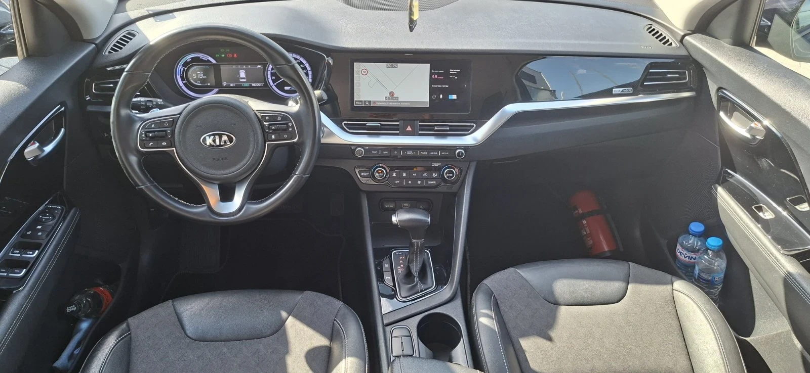Kia Niro, снимка 6 - Автомобили и джипове - 54753301