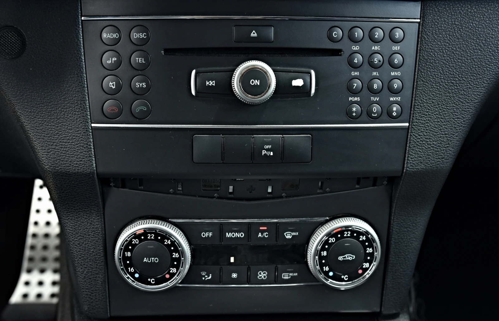 Mercedes-Benz GLK AMG-LINE* 4-MATIC* 7G* , снимка 11 - Автомобили и джипове - 54969815