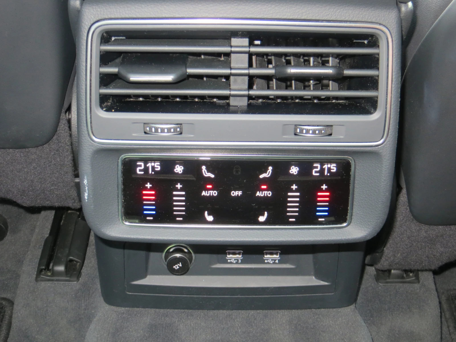 Audi Q7 55TFSI-S-LINE-FULL!!КАТО НОВА, снимка 15 - Автомобили и джипове - 55234005