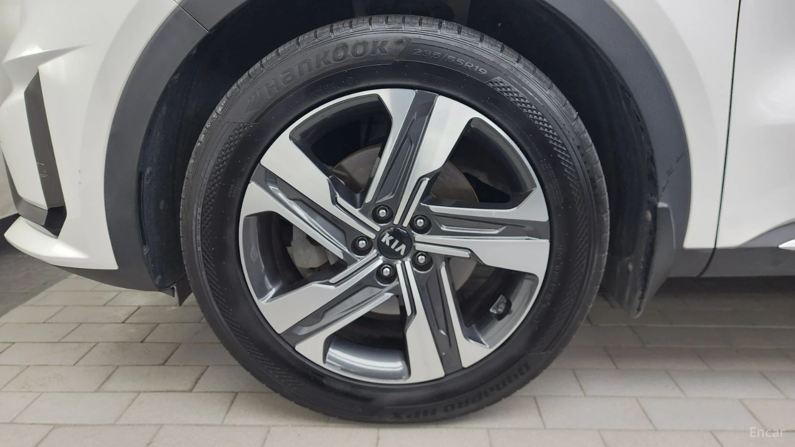 Kia Sorento GRAVITY* HYBRID* 4x4* 360* DISTRO* LANE* ОБДУХ, снимка 16 - Автомобили и джипове - 55442299