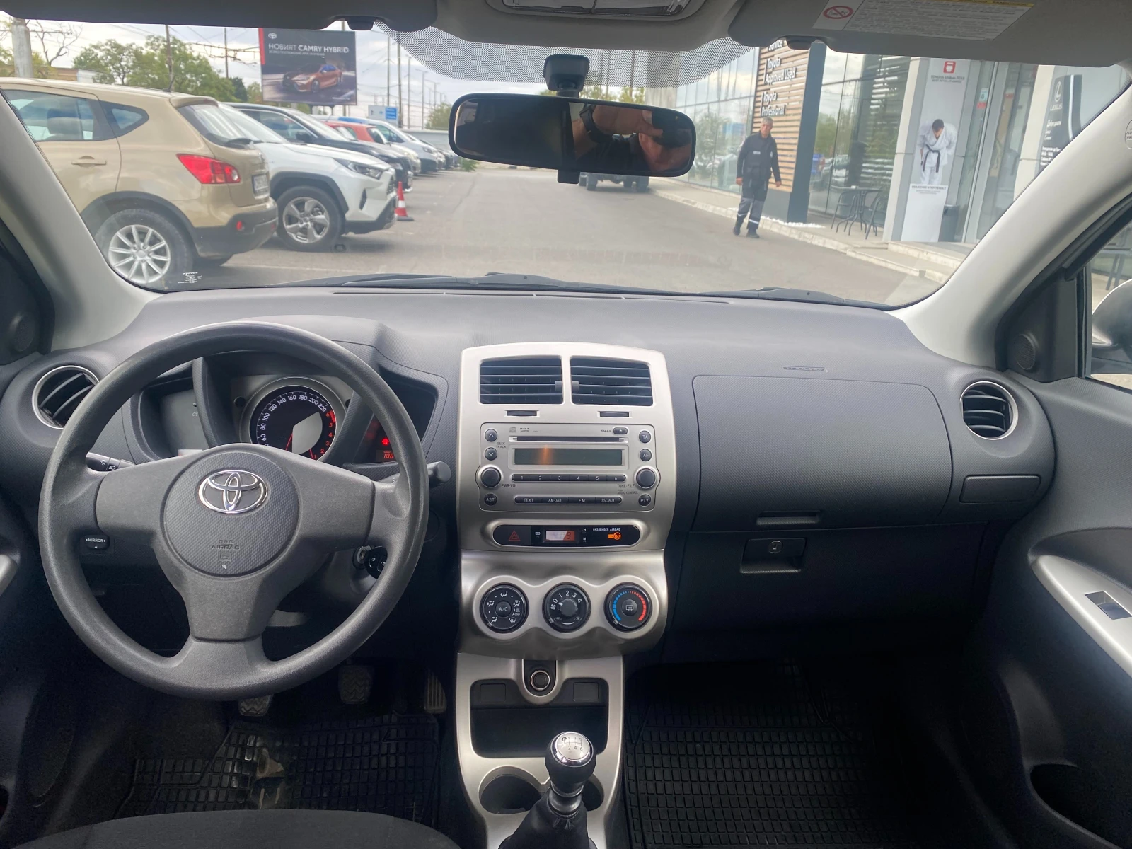 Toyota Urban Cruiser 1.4D-4D MT, FWD | Mobile.bg � ����������� 14
