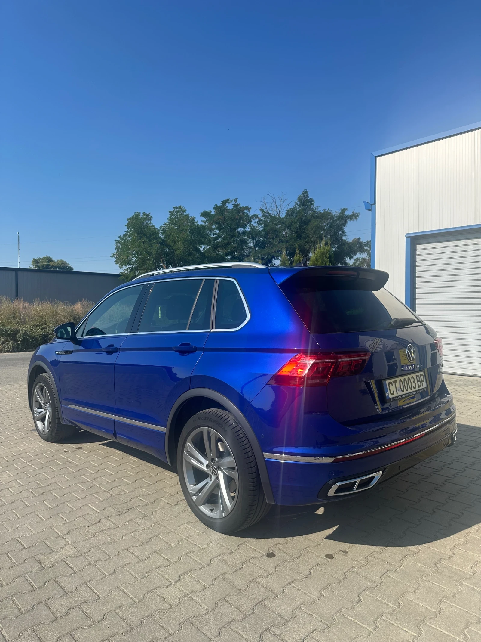 VW Tiguan R-line, снимка 4 - Автомобили и джипове - 56374896
