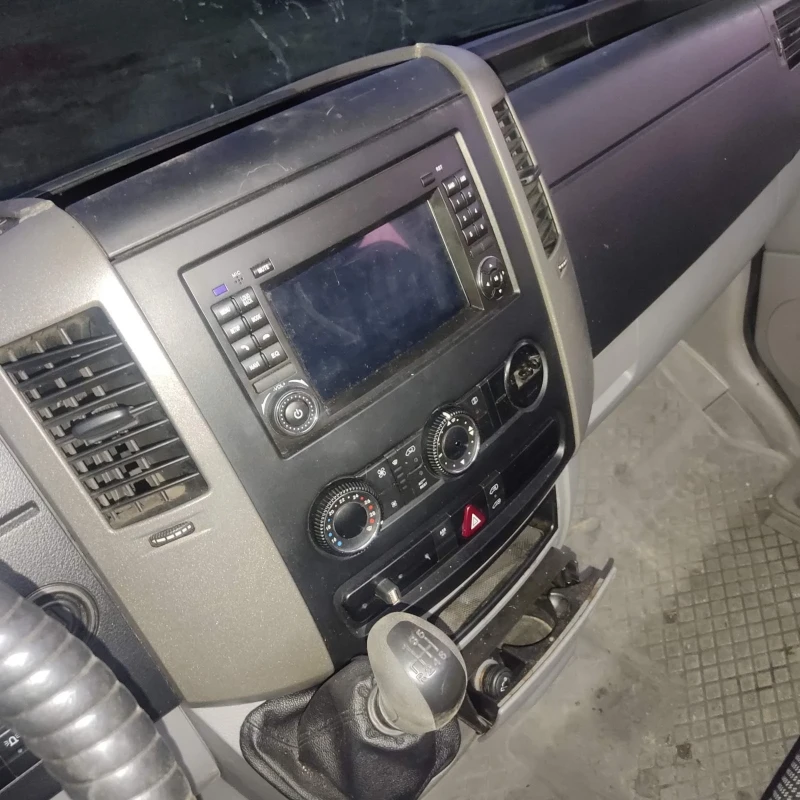 Mercedes-Benz Sprinter 318 Cdi / бартер, снимка 16 - Бусове и автобуси - 52150943