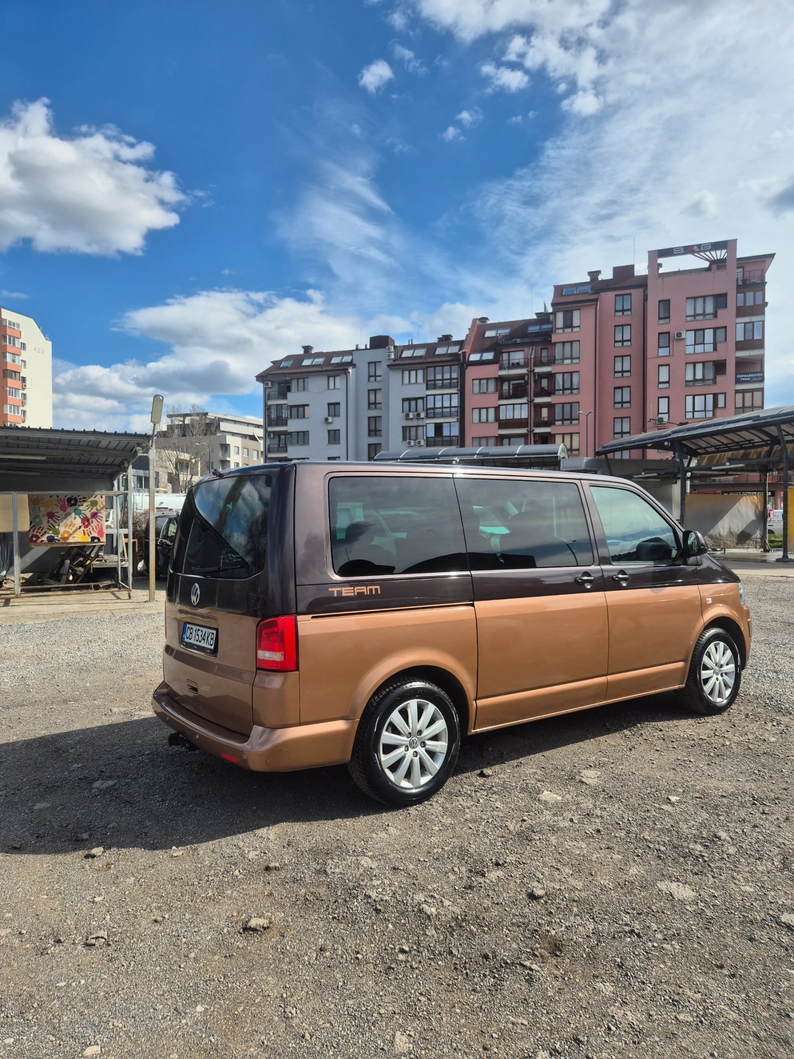 VW Multivan, снимка 4 - Бусове и автобуси - 54175420