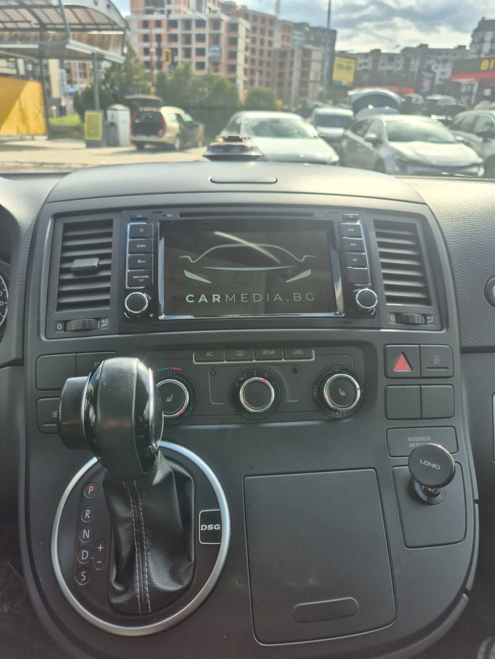 VW Multivan, снимка 11 - Бусове и автобуси - 54175420