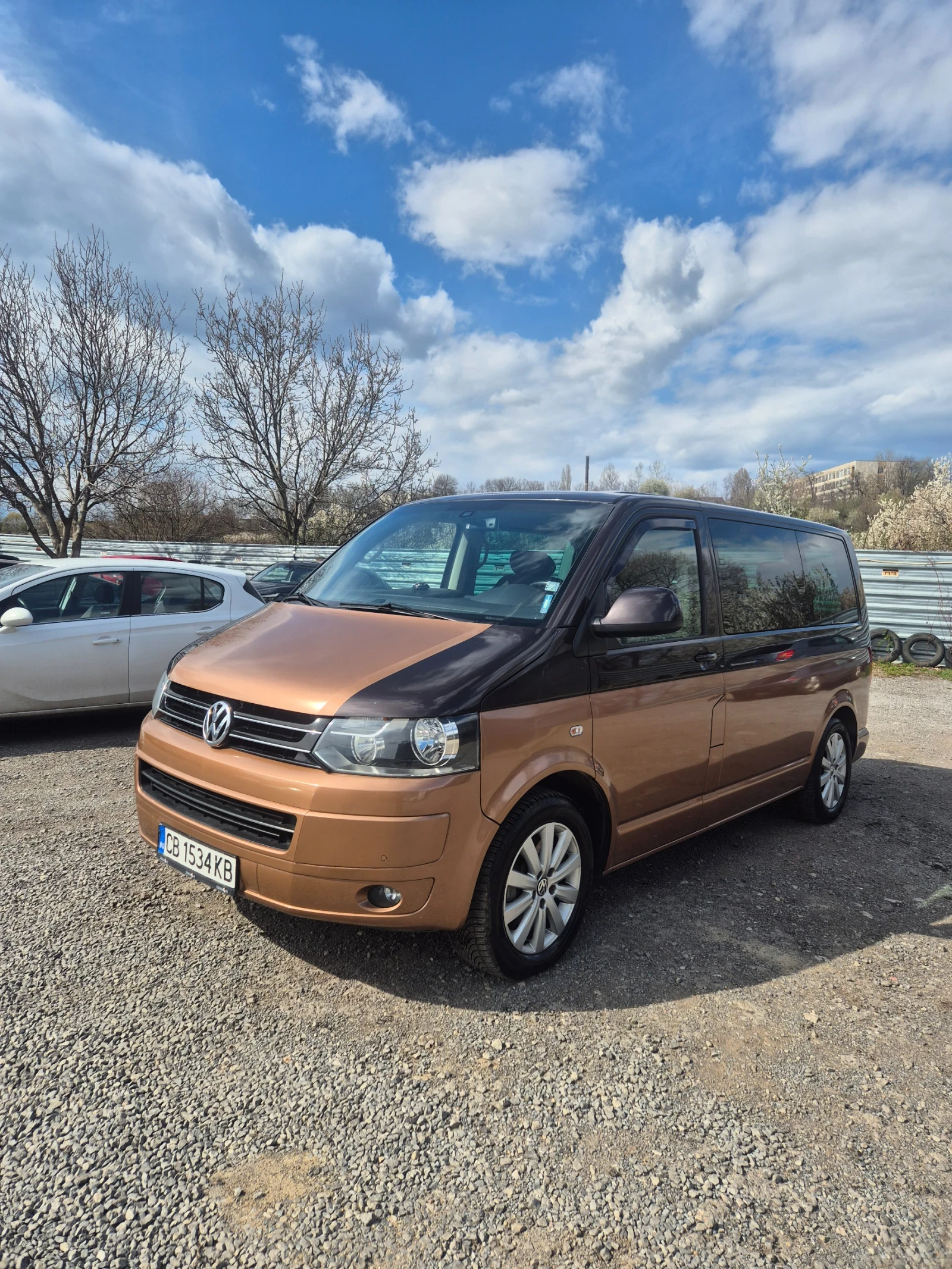 VW Multivan, снимка 5 - Бусове и автобуси - 54175420