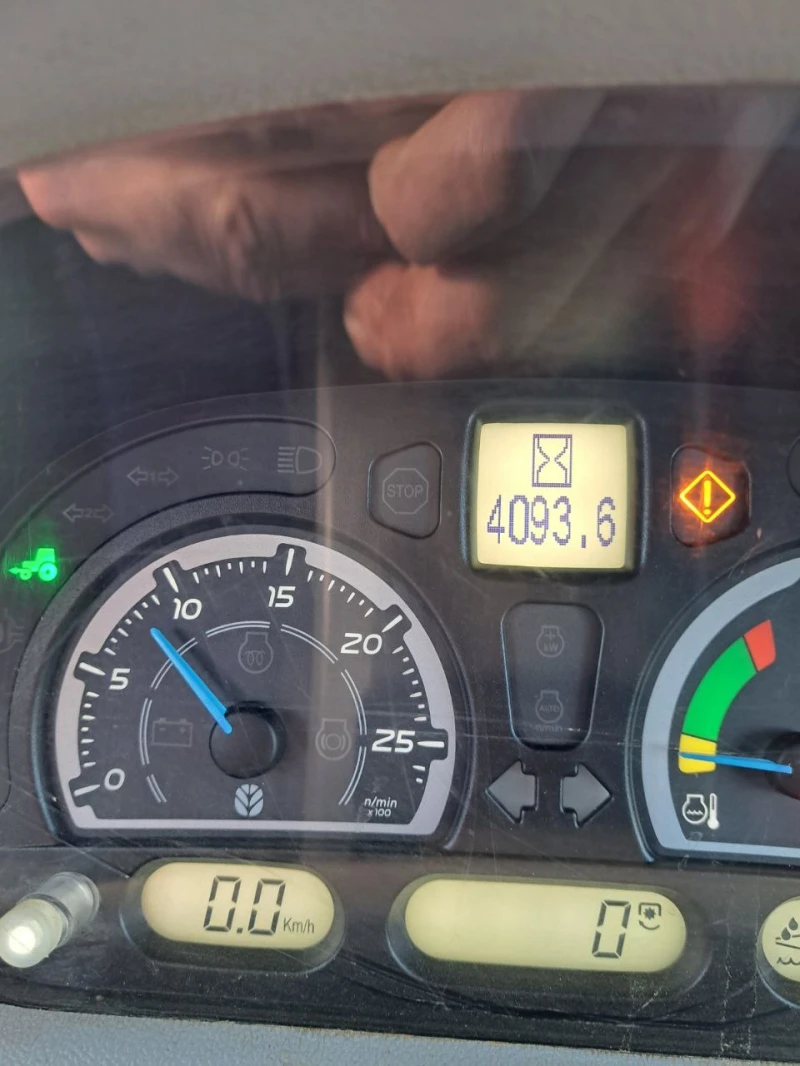 Трактор New Holland t7.165, снимка 5 - Селскостопанска техника - 52876393