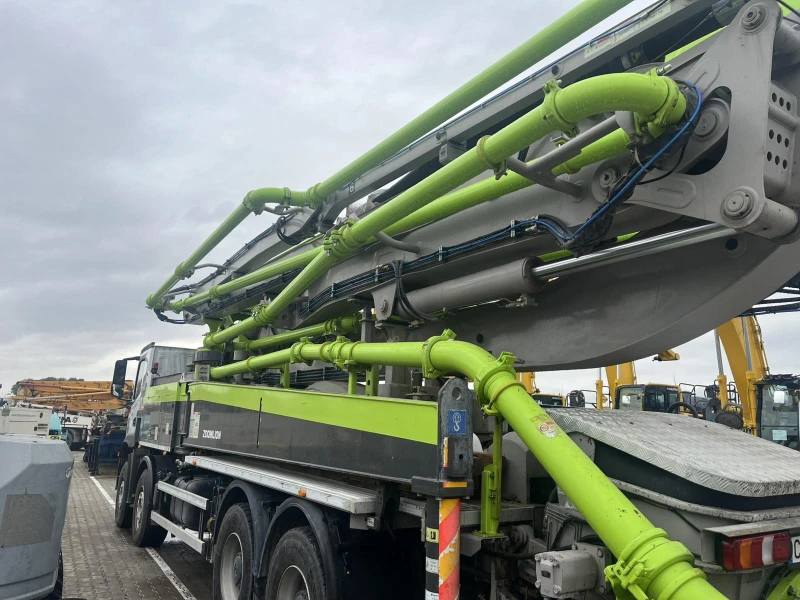 Бетон помпа Mercedes-Benz ZOOMLION - 49m.