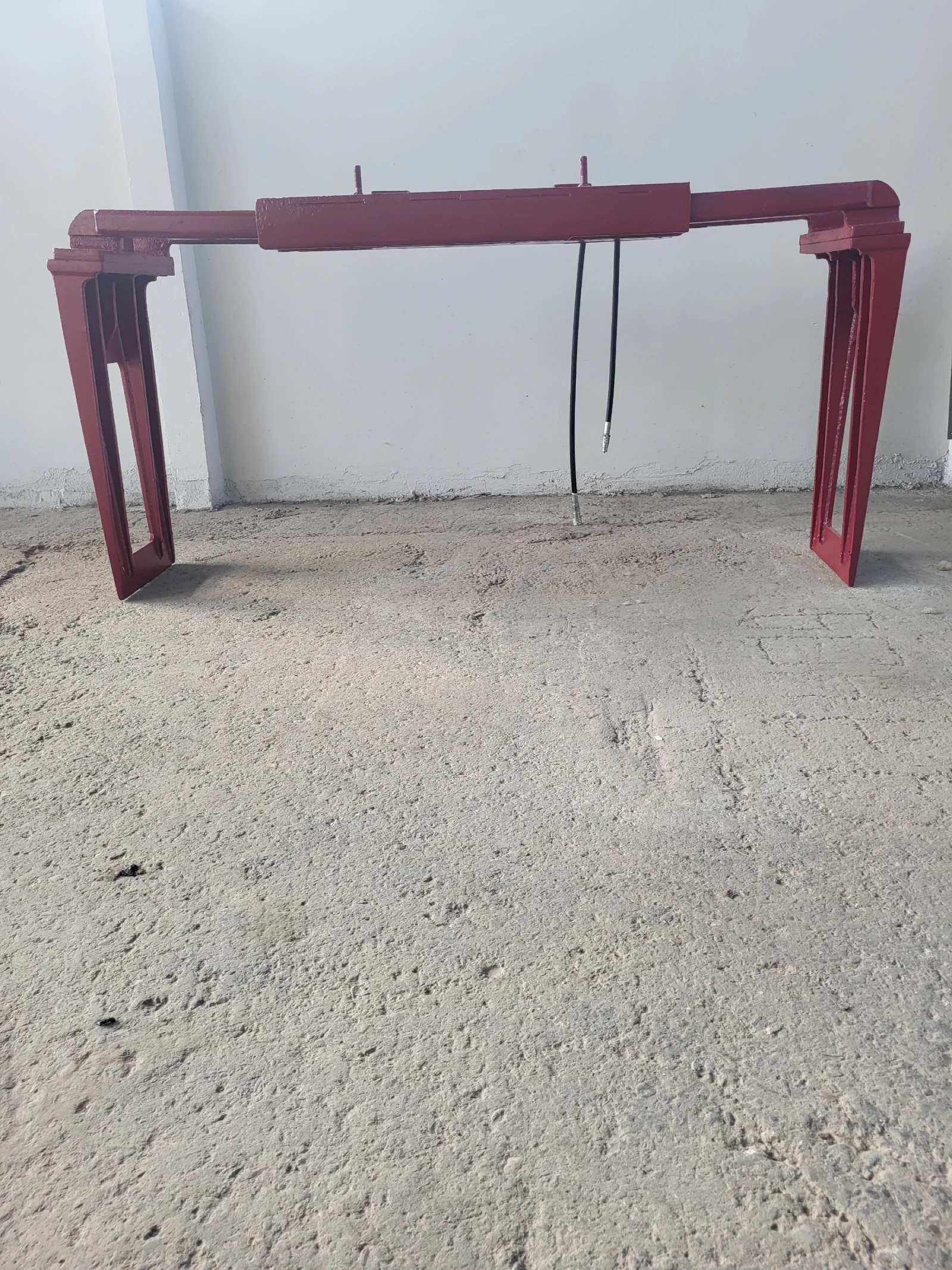 Допълнително оборудване Друг вид Кламер и щипка за бобкат, мотокар, снимка 1