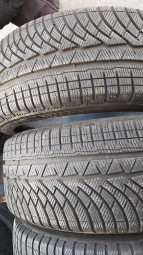 Гуми Зимни 245/45R19, снимка 3