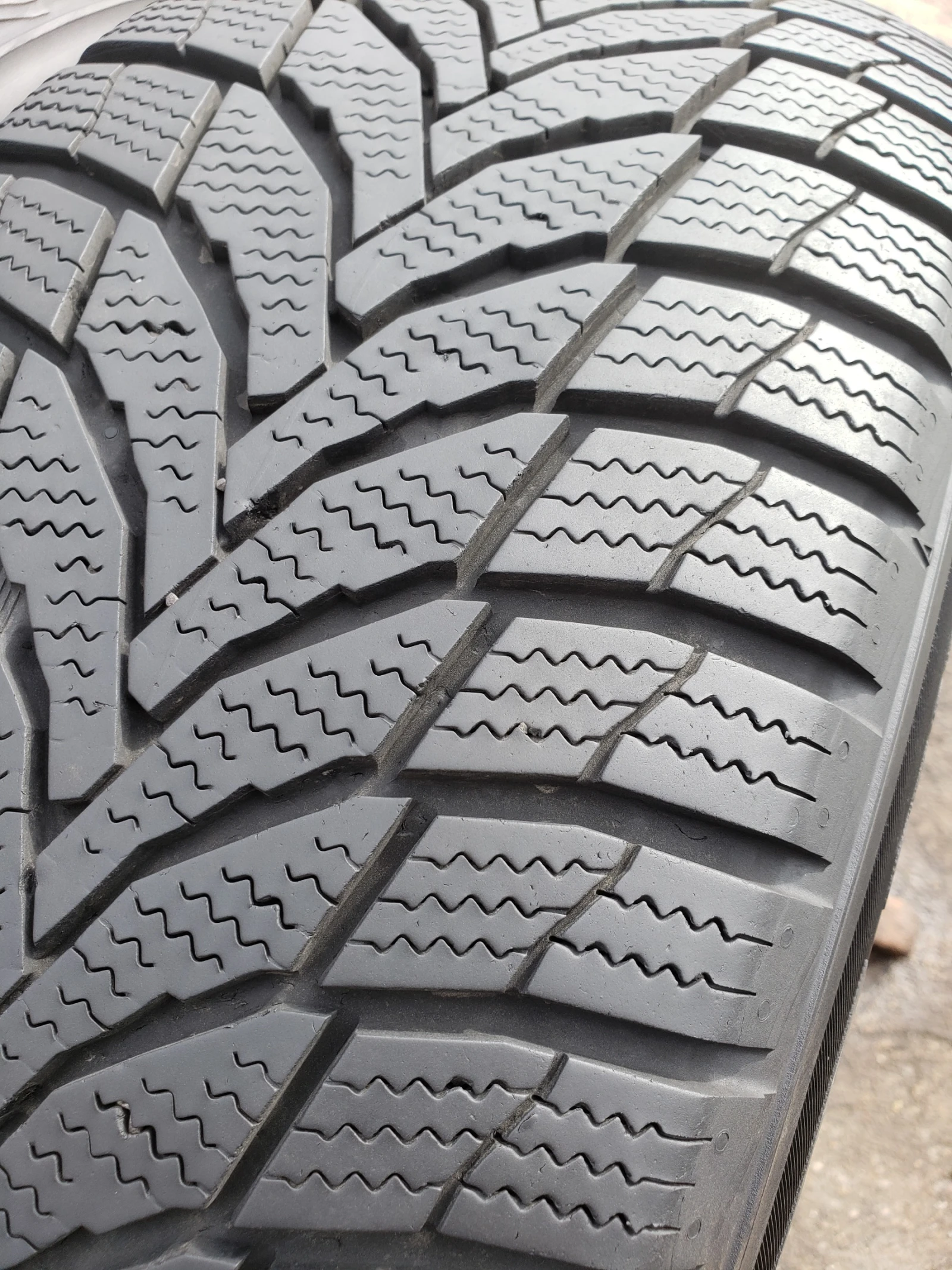 ���� 215/60R17 | Mobile.bg � ����������� 2