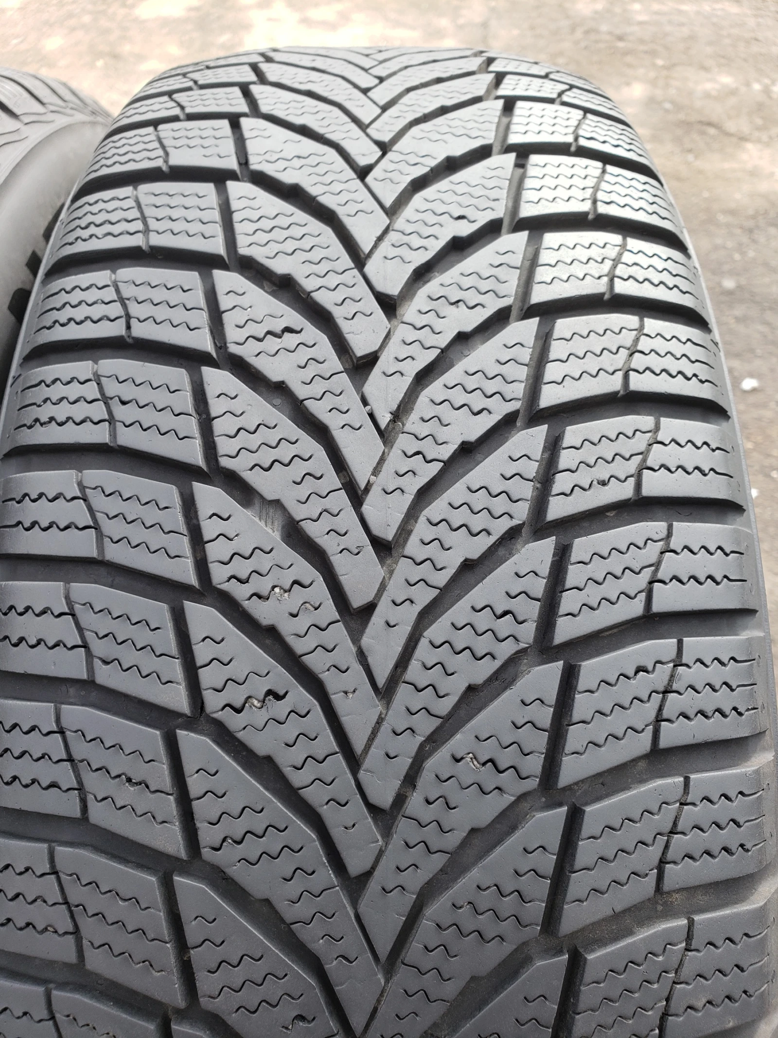 ���� 215/60R17 | Mobile.bg � ����������� 1