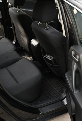 Mazda 3 1.6i 67000км, снимка 12