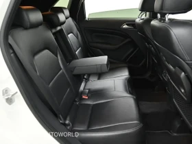 Mercedes-Benz B 200 2.0, снимка 12